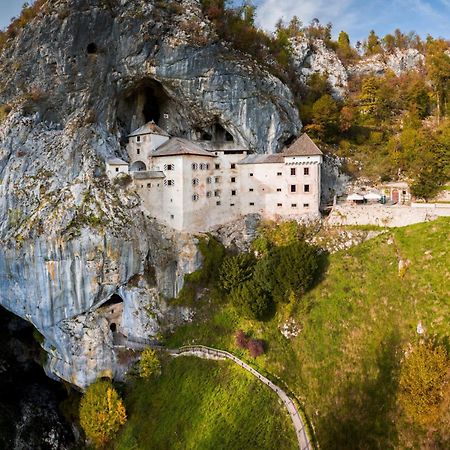 Rooms Zagon Постойна Екстер'єр фото