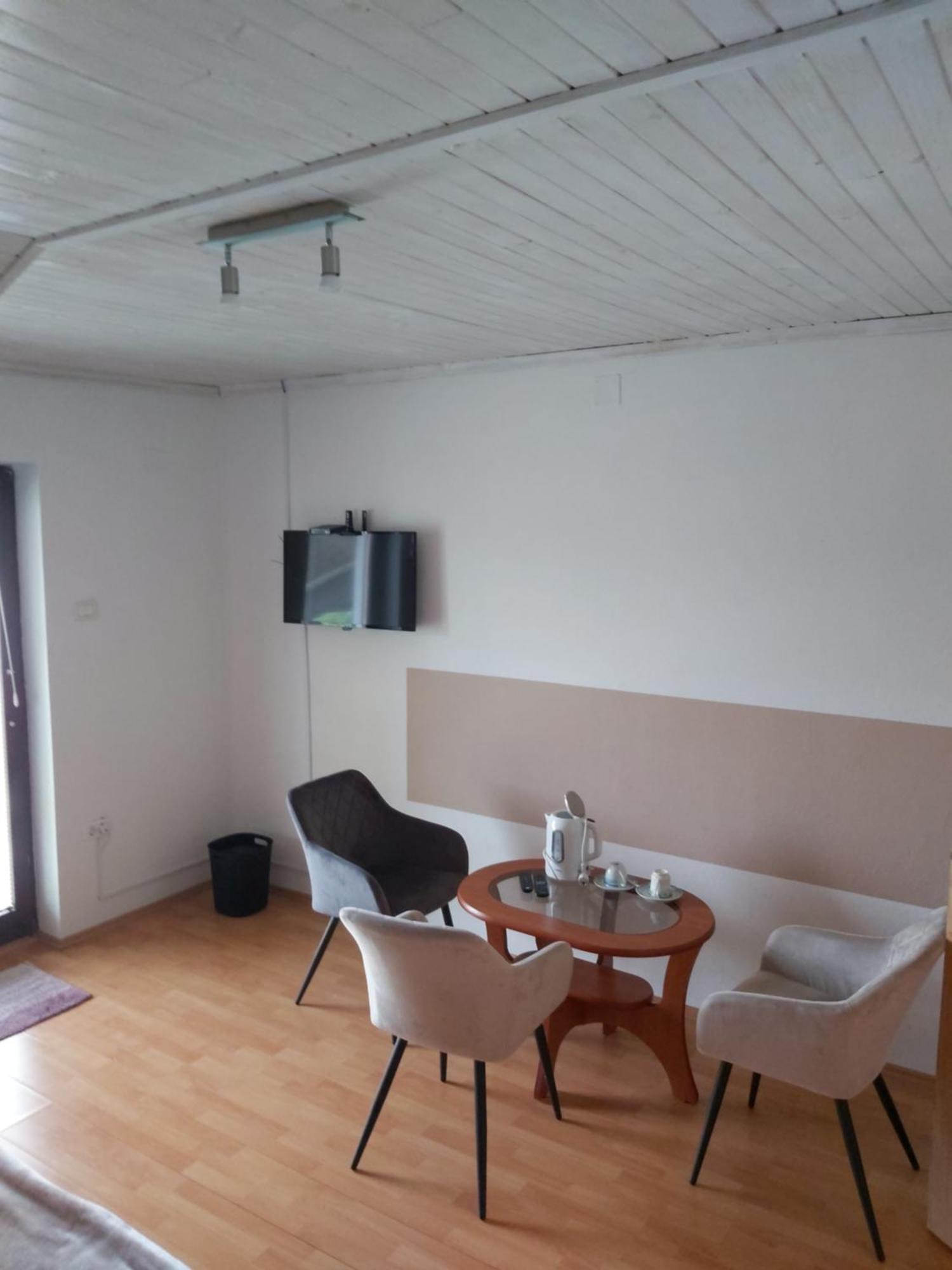 Rooms Zagon Постойна Екстер'єр фото